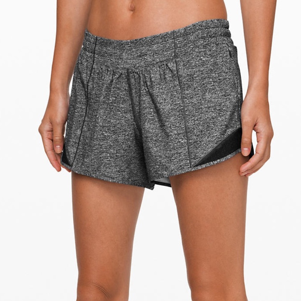 Lululemon Hotty Hot Short II Long 4”